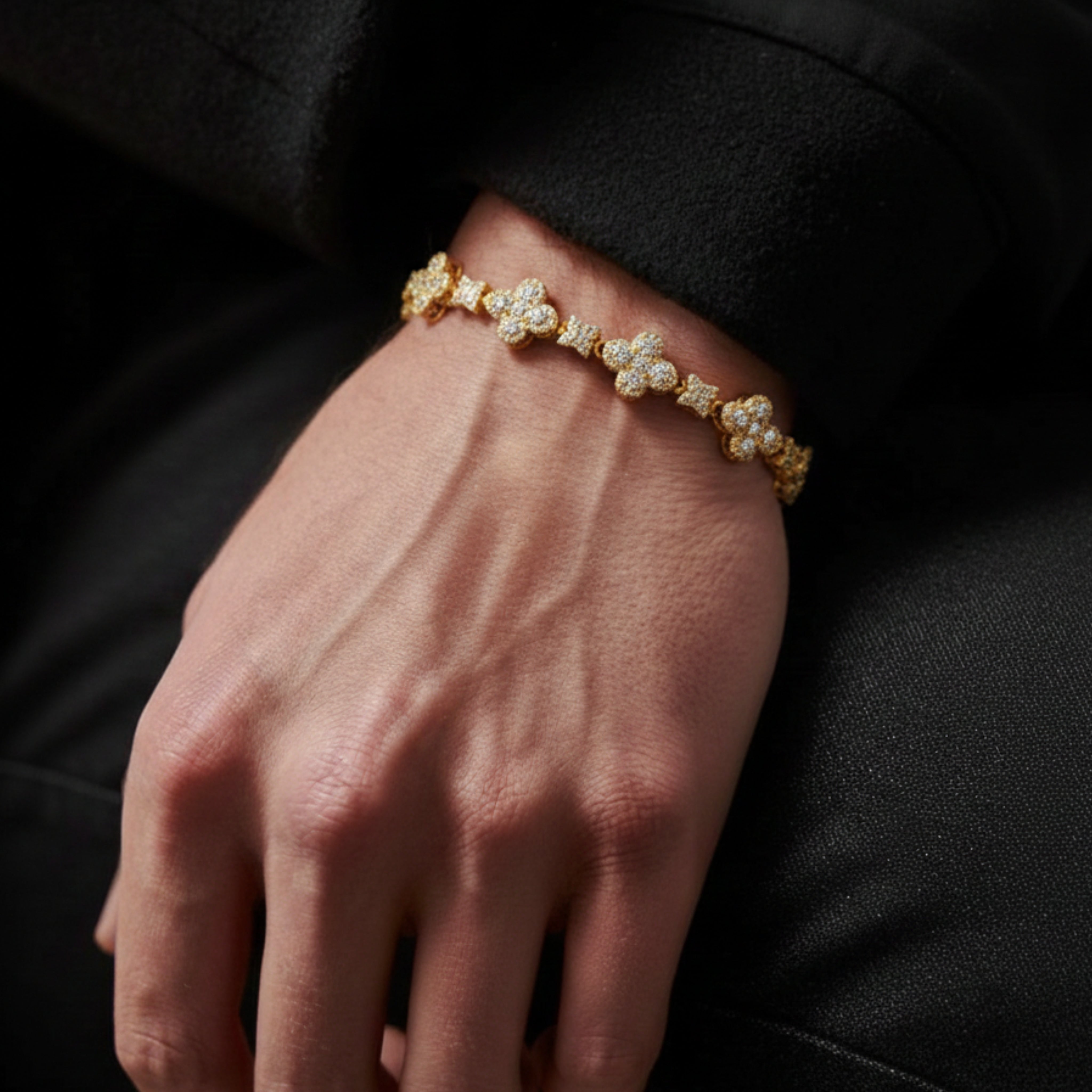 Clover Ice Bracelet