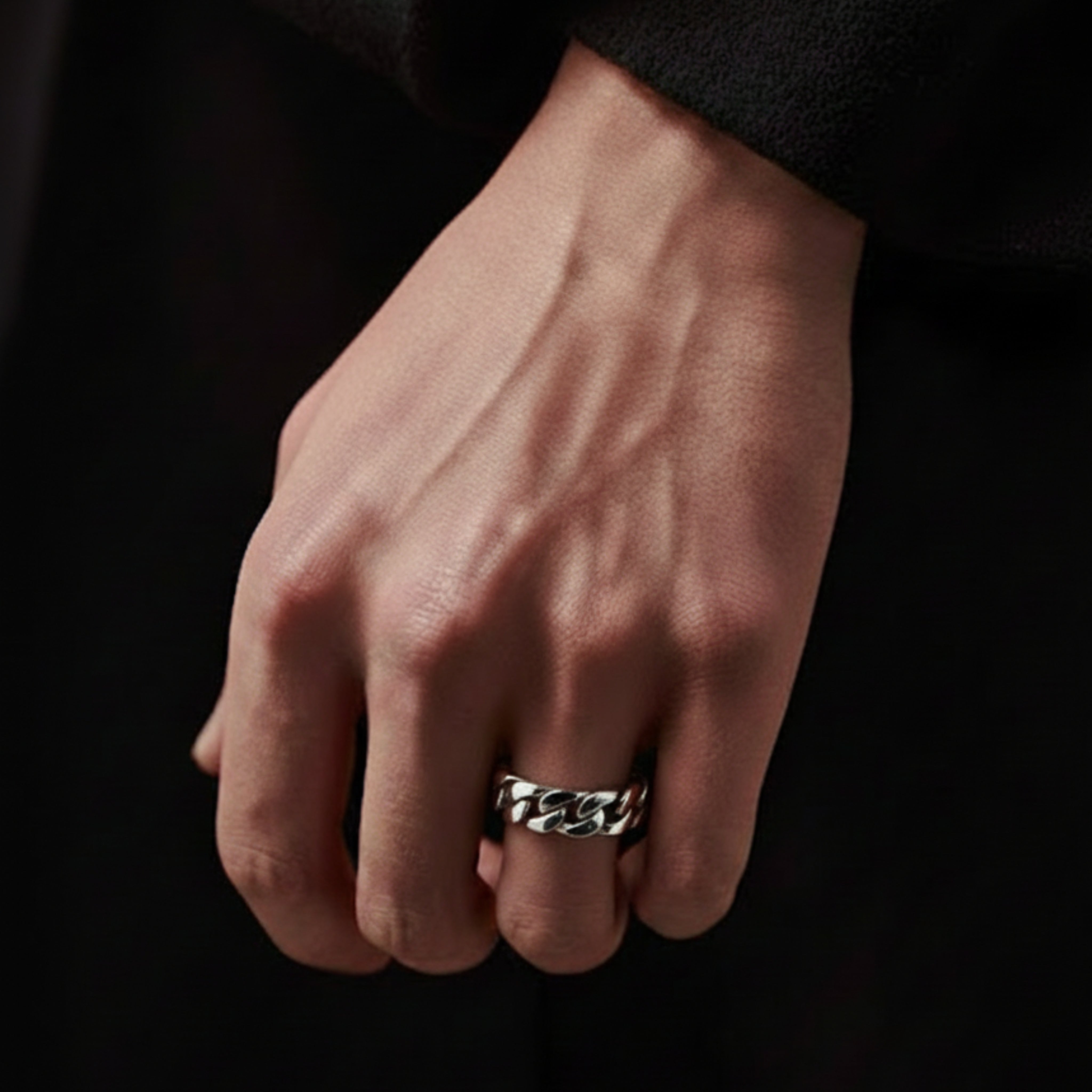 Curb Bold Ring